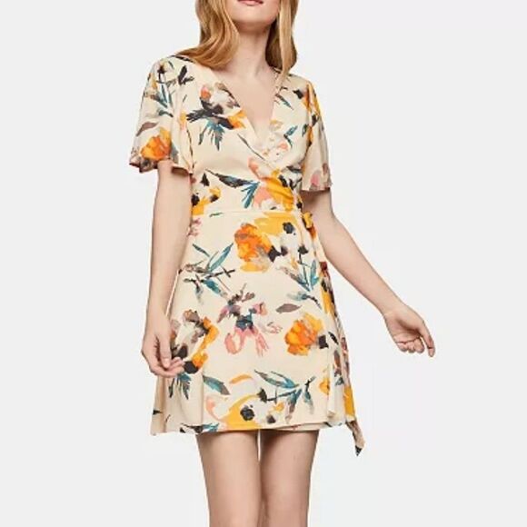 BCBG Generation, Floral Print Flowy Wrap Dress - S - Picture 1 of 3